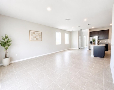 2340 Mystic Maze Lane - Photo Thumbnail 2