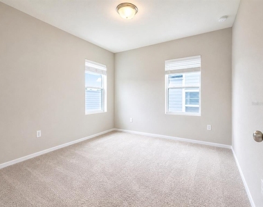 2340 Mystic Maze Lane - Photo Thumbnail 8