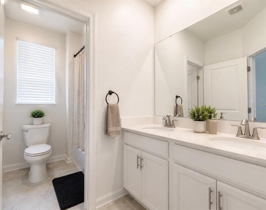 17119 Quicksilver Avenue - Photo Thumbnail 8
