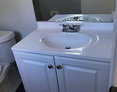 11141 Essex Ridge Court - Photo Thumbnail 12
