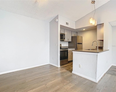 5144 Conroy Road - Photo Thumbnail 4