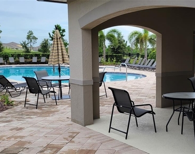 9185 Carmela Avenue - Photo Thumbnail 25