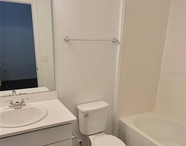9185 Carmela Avenue - Photo Thumbnail 20