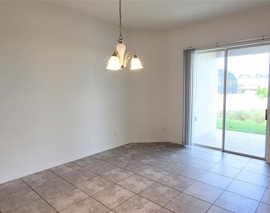 9185 Carmela Avenue - Photo Thumbnail 10