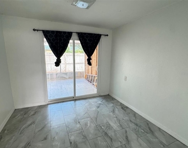 9401 57th Street N - Photo Thumbnail 10