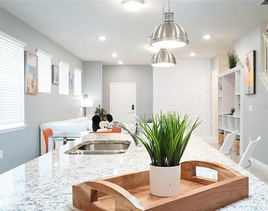 7243 Oakmoss Loop - Photo Thumbnail 10