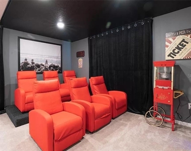 7243 Oakmoss Loop - Photo Thumbnail 25