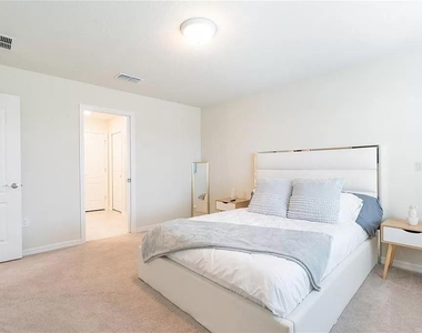 7243 Oakmoss Loop - Photo Thumbnail 29