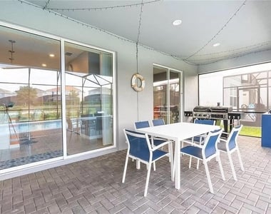 7243 Oakmoss Loop - Photo Thumbnail 15