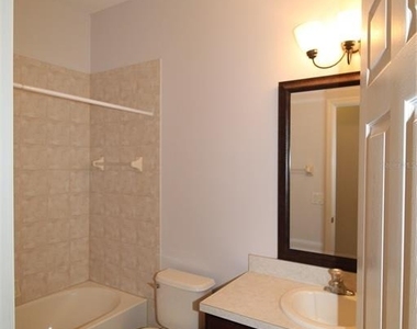 9885 Leland Drive - Photo Thumbnail 11