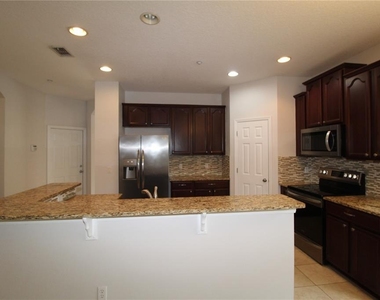 9885 Leland Drive - Photo Thumbnail 5