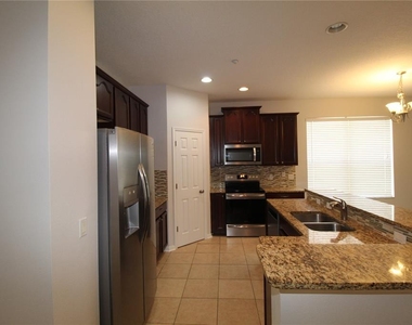 9885 Leland Drive - Photo Thumbnail 6