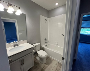 321 Evertree Loop - Photo Thumbnail 16