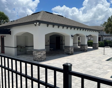 321 Evertree Loop - Photo Thumbnail 5