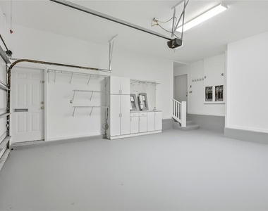 912 Waterside Drive - Photo Thumbnail 60