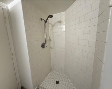 3900 Southpointe Drive - Photo Thumbnail 18
