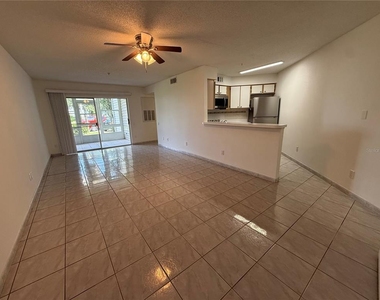 3900 Southpointe Drive - Photo Thumbnail 4