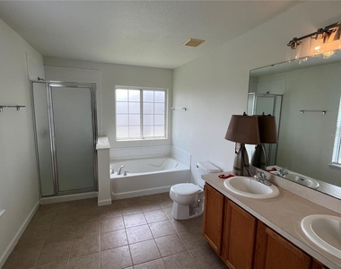 101 Hagge Drive - Photo Thumbnail 28