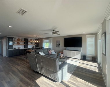 2139 N Ocean Shore Boulevard - Photo Thumbnail 5