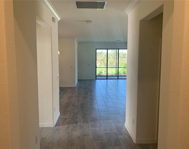 17212 Blue Ridge Place - Photo Thumbnail 4