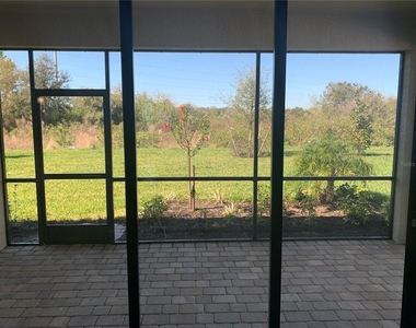 17212 Blue Ridge Place - Photo Thumbnail 10