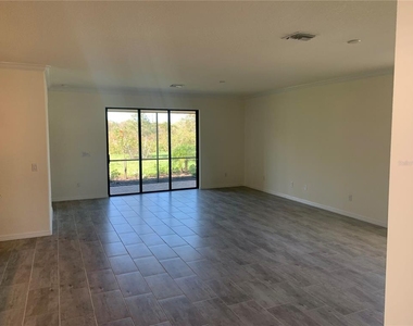 17212 Blue Ridge Place - Photo Thumbnail 8