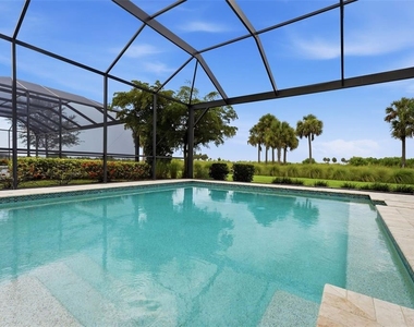 7708 Moonbeam Avenue - Photo Thumbnail 41