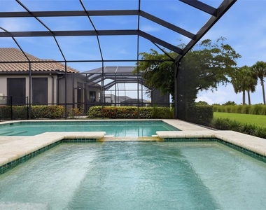 7708 Moonbeam Avenue - Photo Thumbnail 38