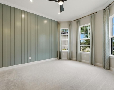 7708 Moonbeam Avenue - Photo Thumbnail 24