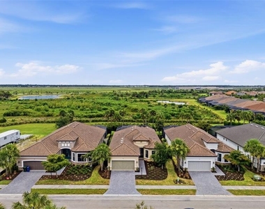 7708 Moonbeam Avenue - Photo Thumbnail 48
