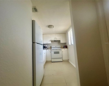 5310 26th Street W - Photo Thumbnail 6