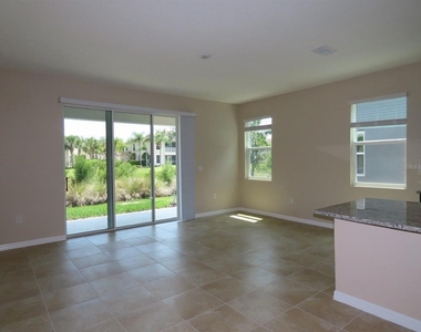 8725 Daydream Street - Photo Thumbnail 3