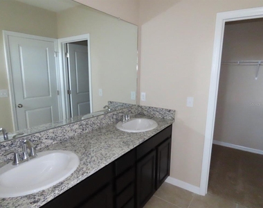 8725 Daydream Street - Photo Thumbnail 21