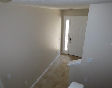 8725 Daydream Street - Photo Thumbnail 4
