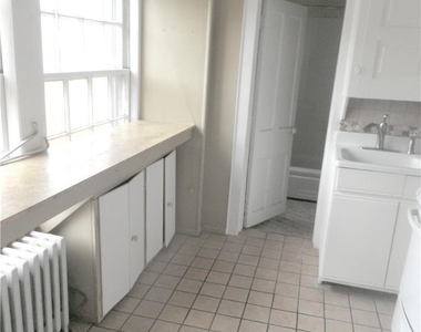 731 Lehigh Street - Photo Thumbnail 5