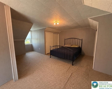 421 North Street - Photo Thumbnail 11