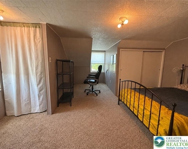 421 North Street - Photo Thumbnail 14