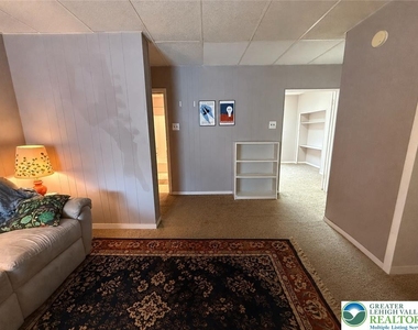421 North Street - Photo Thumbnail 4