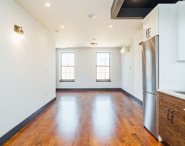 703 Rogers Avenue - Photo Thumbnail 10