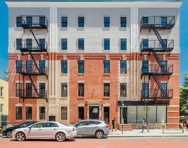 703 Rogers Avenue - Photo Thumbnail 2
