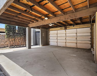 10720 Chert Street - Photo Thumbnail 6