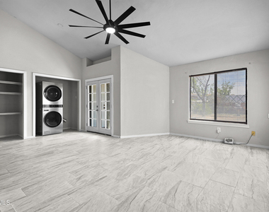10720 Chert Street - Photo Thumbnail 9