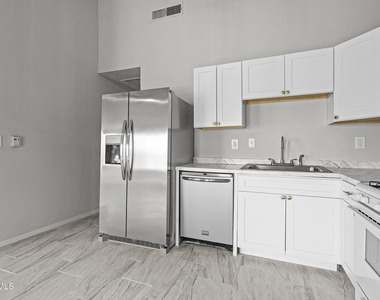 10720 Chert Street - Photo Thumbnail 16
