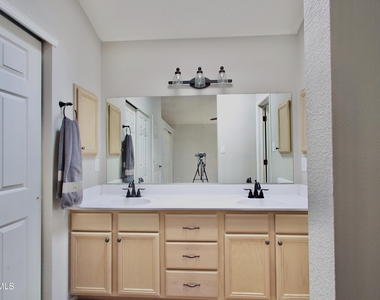 12229 Kingsgate Court - Photo Thumbnail 40