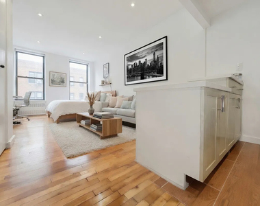 690 Greenwich  - Photo Thumbnail 1