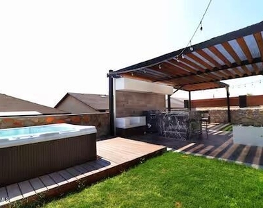 6085 Stone Wash Street - Photo Thumbnail 13