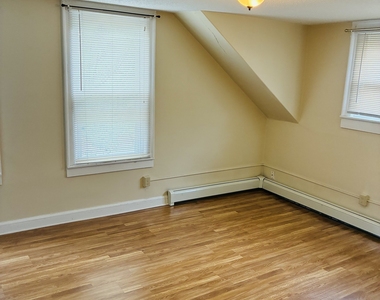 633 Norwich Road - Photo Thumbnail 8