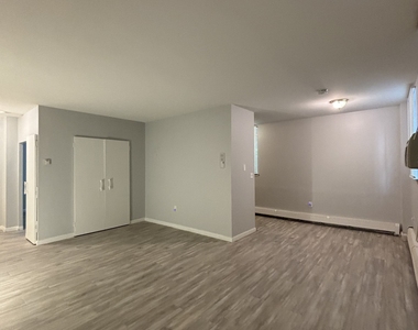 40 Owen Street - Photo Thumbnail 8