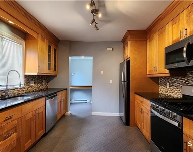 60 Houston Terrace - Photo Thumbnail 2