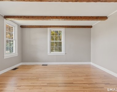 238 Isinglass Road - Photo Thumbnail 1